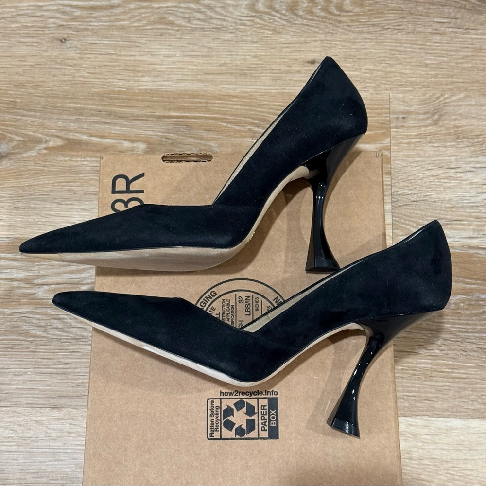 New! Stuart Weitzman XCurve 100 Pumps Black Size: 8.5M, MSRP $475 - Picture 9 of 11